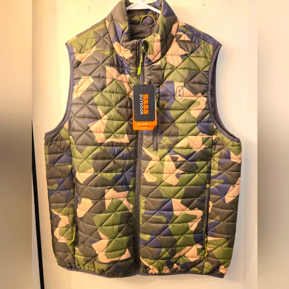 Bass Outdoors NWT Packable Puffer Vest